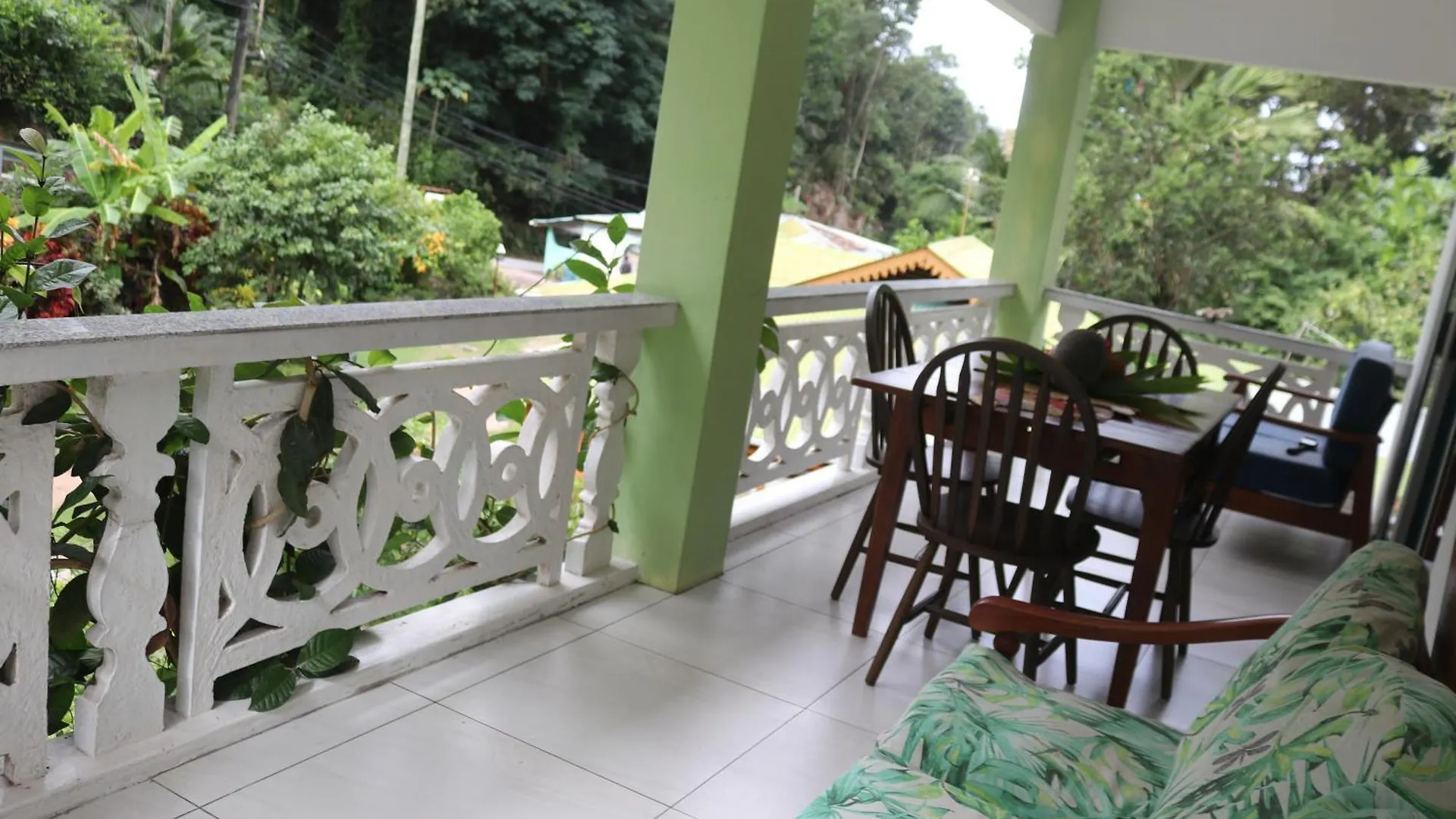 Fond B'Offay Lodge Victoria Seychelles